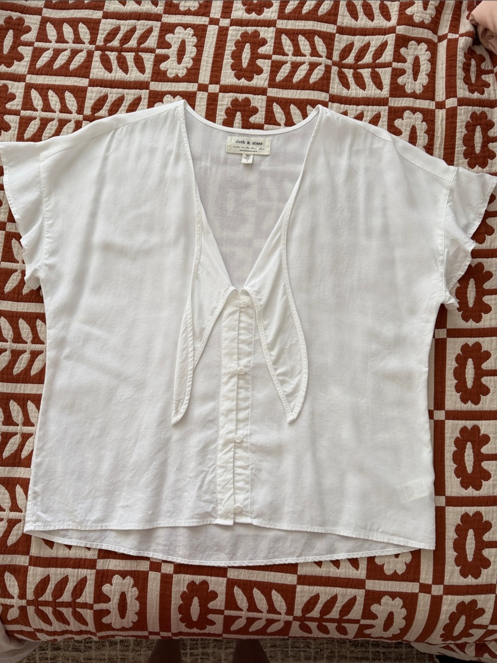 cloth & stone White Tie-Neck Cap Sleeve Top